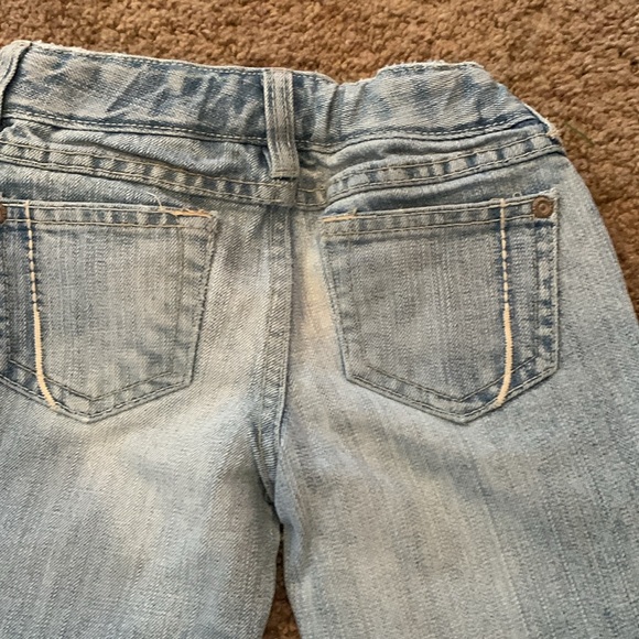 Girl’s Old Navy jeans - Picture 3 of 6